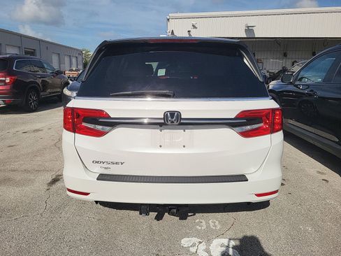 Used 2023 Honda Odyssey EX-L image 5