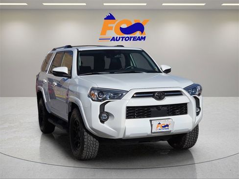 Certified 2024 Toyota 4Runner SR5 Premium image 6