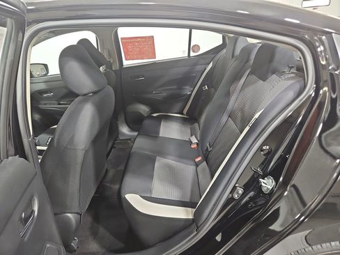 Used 2022 Nissan Versa SV w/ Trunk Package image 24