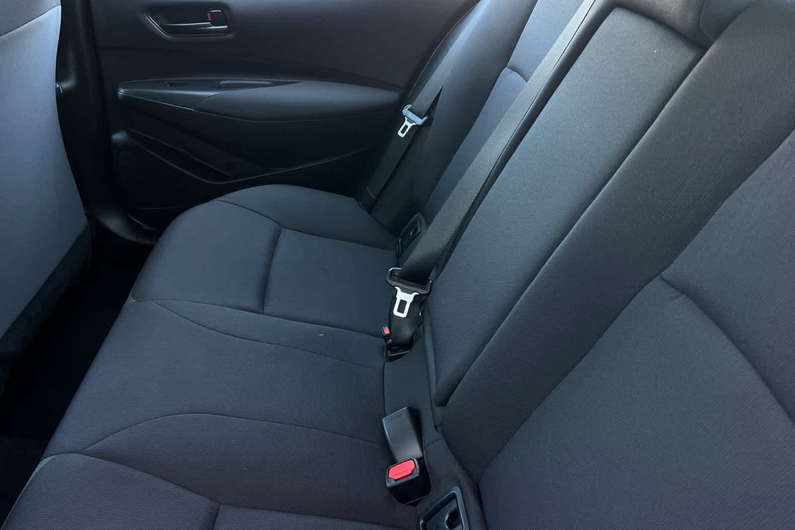 Used 2024 Toyota Corolla LE FWD image 4