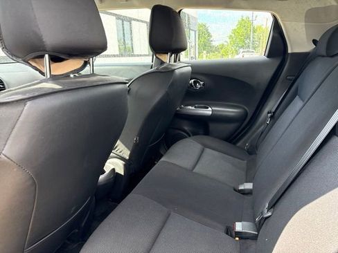 Used 2013 Nissan Juke S FWD image 9