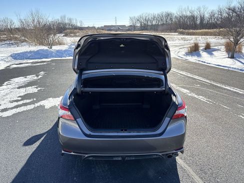Used 2020 Toyota Camry SE image 22