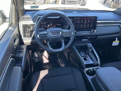 New 2026 GMC Canyon Elevation image 11