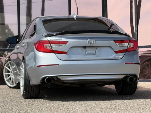 Used 2018 Honda Accord Sport image 8