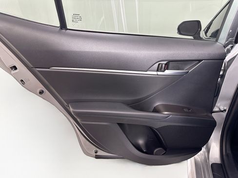 Used 2023 Toyota Camry SE image 24