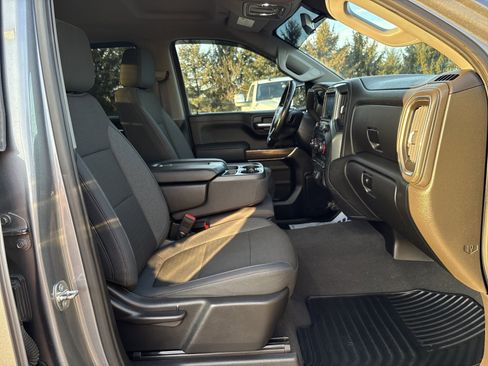 Used 2019 Chevrolet Silverado 1500 LT w/ All-Star Edition image 11