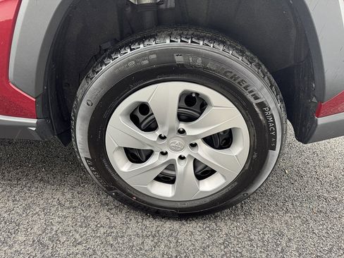 Certified 2023 Toyota RAV4 LE FWD image 22
