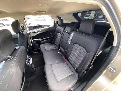 Used 2018 Ford Edge SEL FWD image 27
