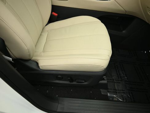 Certified 2025 INFINITI QX60 Luxe image 33