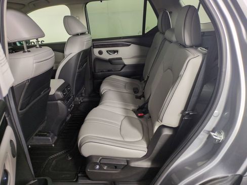 Certified 2025 Honda Pilot Elite image 29