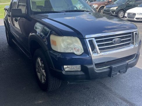 Used 2007 Ford Explorer Sport Trac XLT AWD/4WD image 5