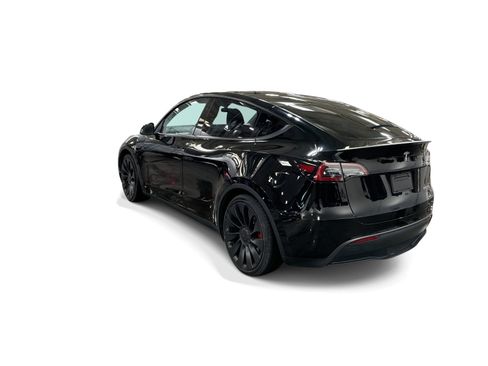 Certified 2023 Tesla Model Y Performance AWD/4WD image 4