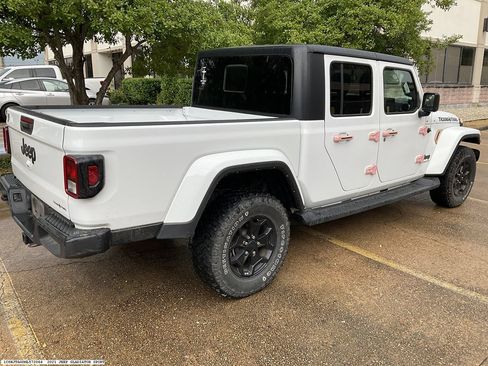 Used 2021 Jeep Gladiator Sport AWD/4WD image 4