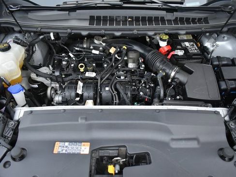 Used 2024 Ford Edge Titanium image 52