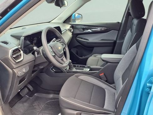 New 2026 Chevrolet TrailBlazer LT w/ Driver Confidence Package AWD/4WD image 15