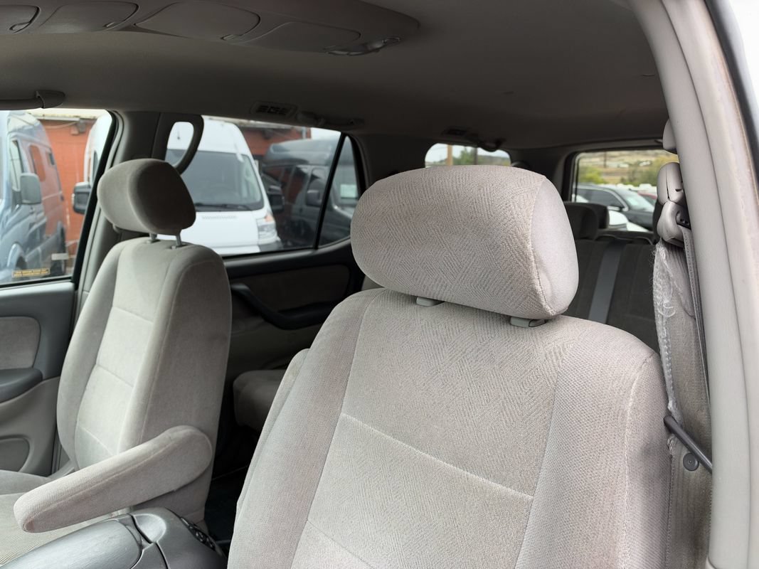 Used 2003 Toyota Sequoia SR5 AWD/4WD image 14