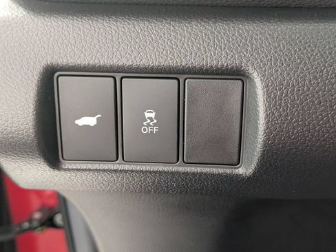 Used 2025 Honda Pilot Touring image 16