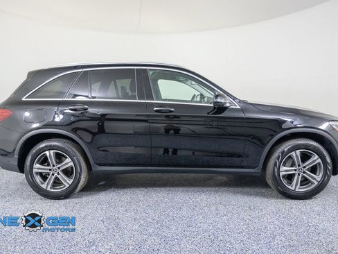 Used 2019 Mercedes-Benz GLC 300 4MATIC image 8
