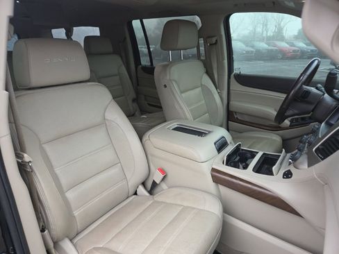 Used 2019 GMC Yukon XL Denali w/ Denali Ultimate Package image 23