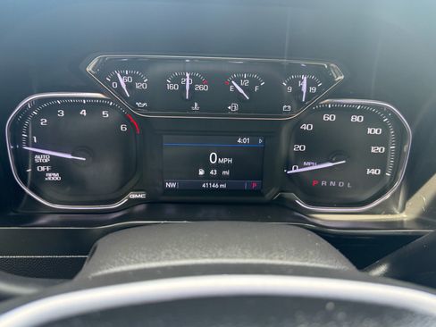 Used 2019 GMC Sierra 1500 SLT RWD image 16
