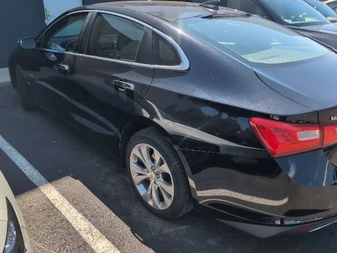 Used 2018 Chevrolet Malibu Premier FWD image 8