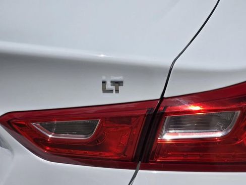 Used 2024 Chevrolet Malibu LT FWD image 7
