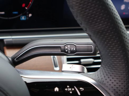 New 2026 Mercedes-Benz GLS 450 4MATIC image 36