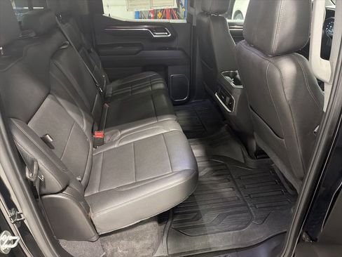 Used 2022 GMC Sierra 1500 Elevation w/ Elevation Premium Package AWD/4WD image 38