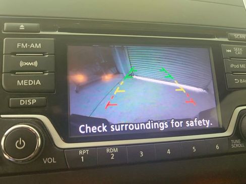 Used 2017 Nissan Frontier SV w/ SV Value Truck Package RWD image 19