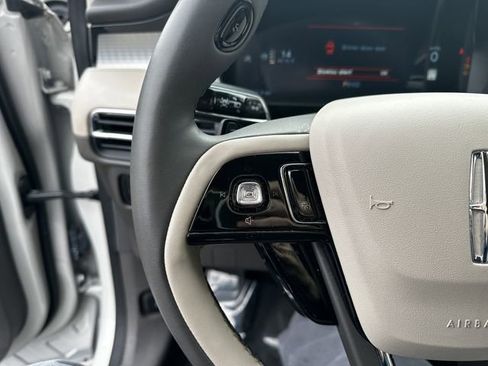 Certified 2024 Lincoln Corsair AWD w/ Equipment Group 101A image 26