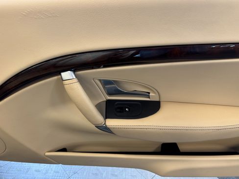 Used 2014 Maserati GranTurismo Convertible image 89