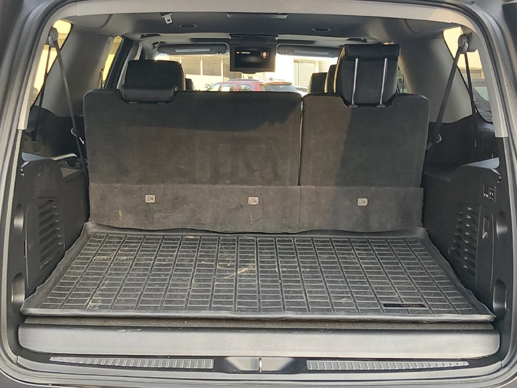 Used 2016 GMC Yukon XL Denali w/ Open Road Package RWD image 18