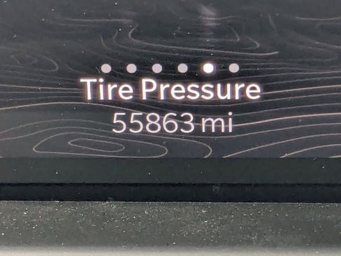 Certified 2024 Jeep Wagoneer Series II image 29