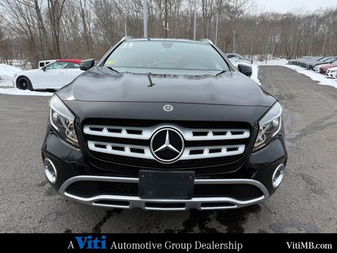 Used 2018 Mercedes-Benz GLA 250 4MATIC image 3