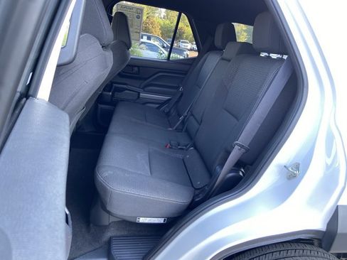 Used 2025 Toyota 4Runner SR5 AWD/4WD image 16