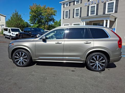 Used 2022 Volvo XC90 T6 Inscription w/ Climate Package AWD/4WD image 8