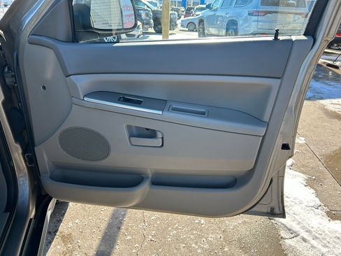 Used 2005 Jeep Grand Cherokee Laredo image 15