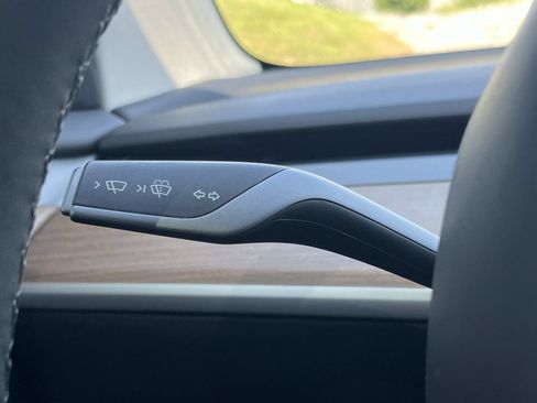 Used 2022 Tesla Model 3 Long Range AWD/4WD image 30