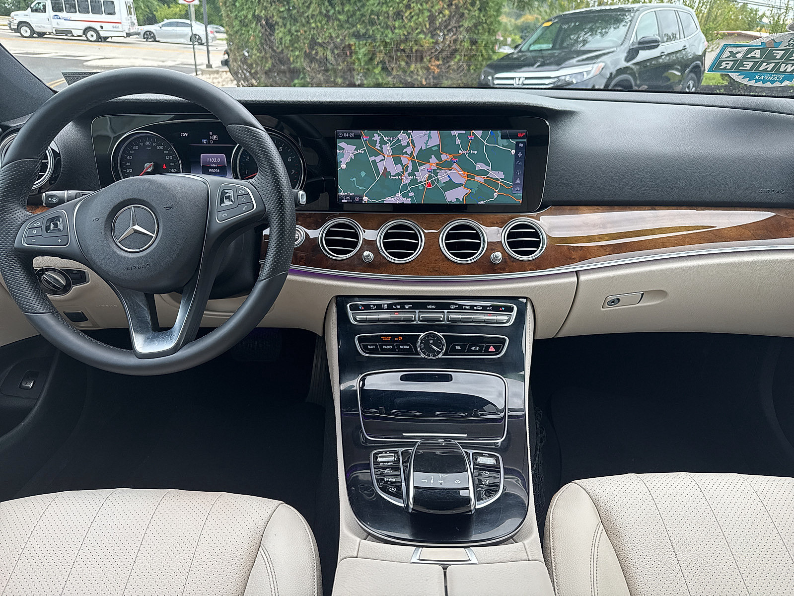 Used 2017 Mercedes-Benz E 400 4MATIC Wagon image 49