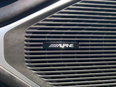 Used 2023 Jeep Wagoneer Series II AWD/4WD image 19