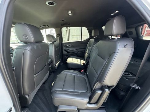 Used 2023 Chevrolet Traverse LT AWD/4WD image 23