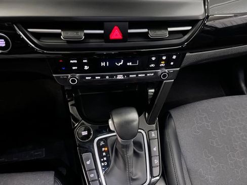 Certified 2024 Kia Seltos S image 16