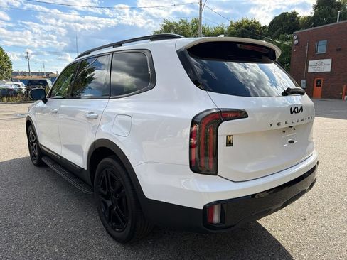 Certified 2025 Kia Telluride SX Prestige X-Line AWD/4WD image 4