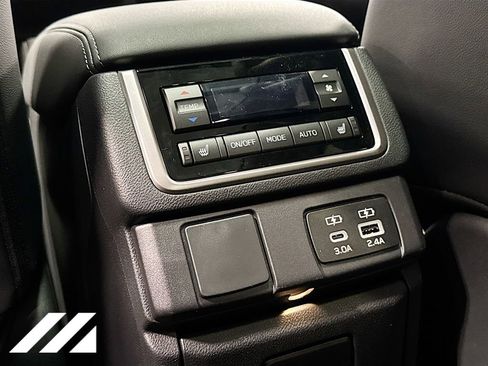 New 2026 Subaru Ascent Limited AWD/4WD image 27