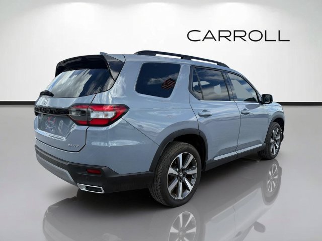 Used 2025 Honda Pilot Elite image 3