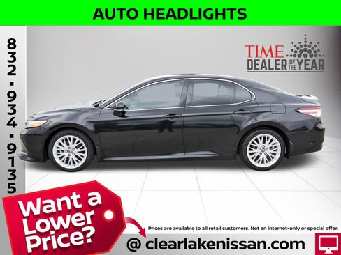 Used 2018 Toyota Camry L image 4