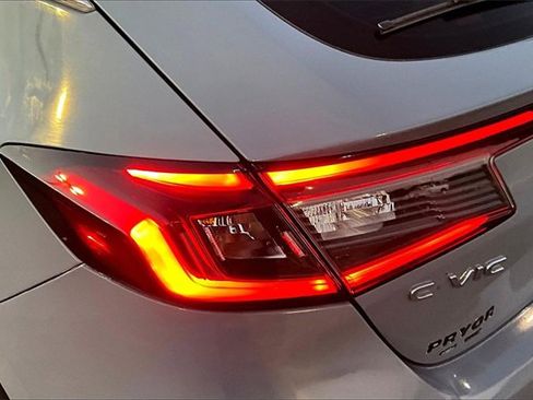 Used 2022 Honda Civic Sport Touring image 23