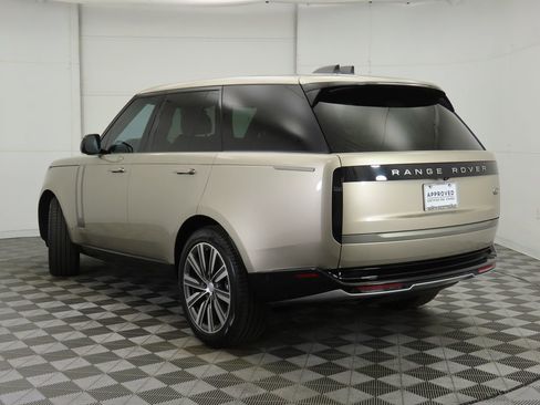 Certified 2023 Land Rover Range Rover SE image 7