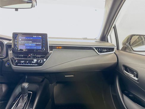 Used 2022 Toyota Corolla SE FWD image 19
