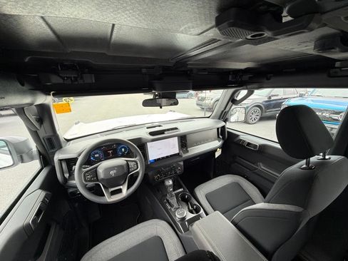 New 2026 Ford Bronco 4-Door AWD/4WD image 10